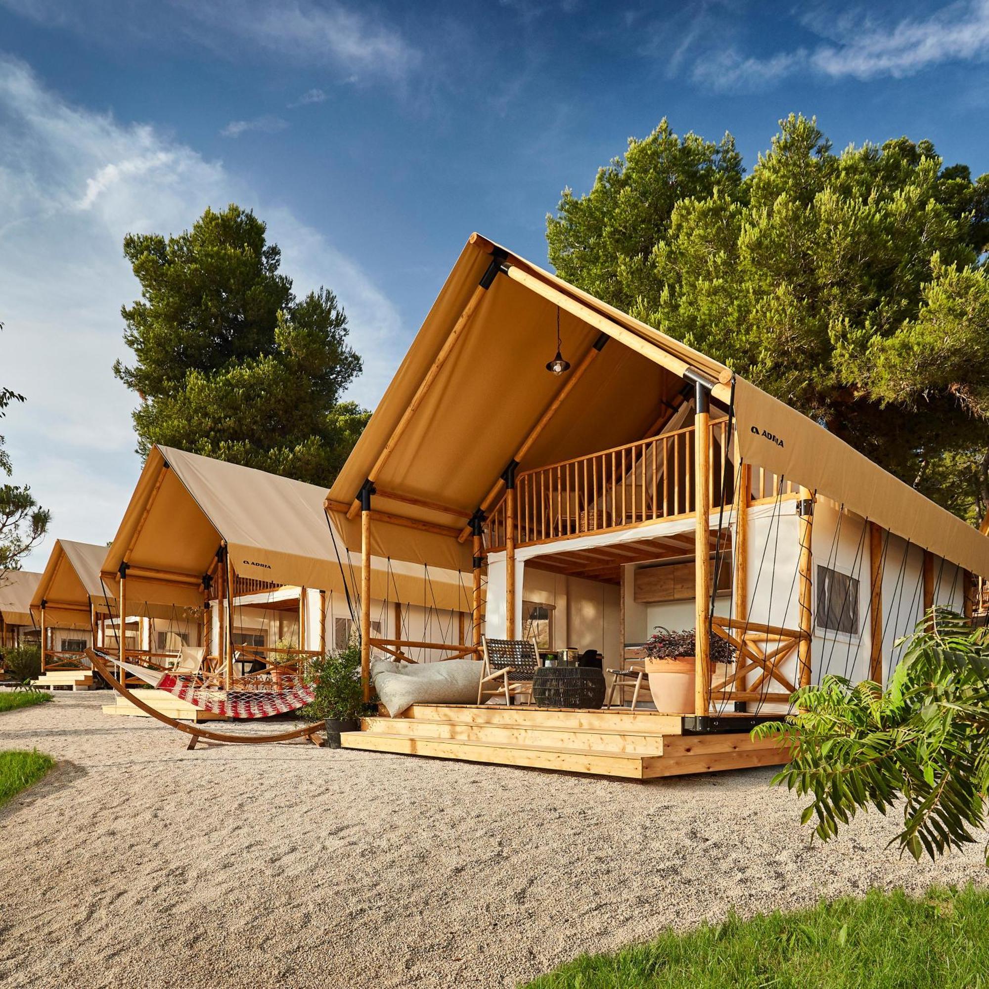 Arena One 99 Glamping Holiday park Pomer
