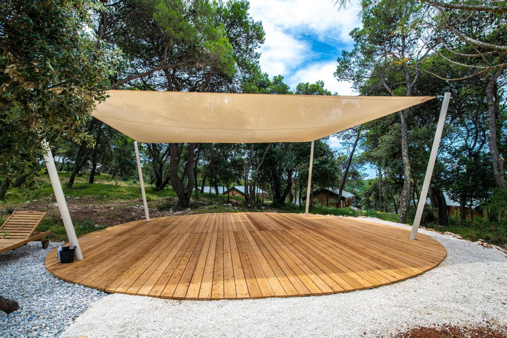 Arena One 99 Glamping Holiday park 4*
