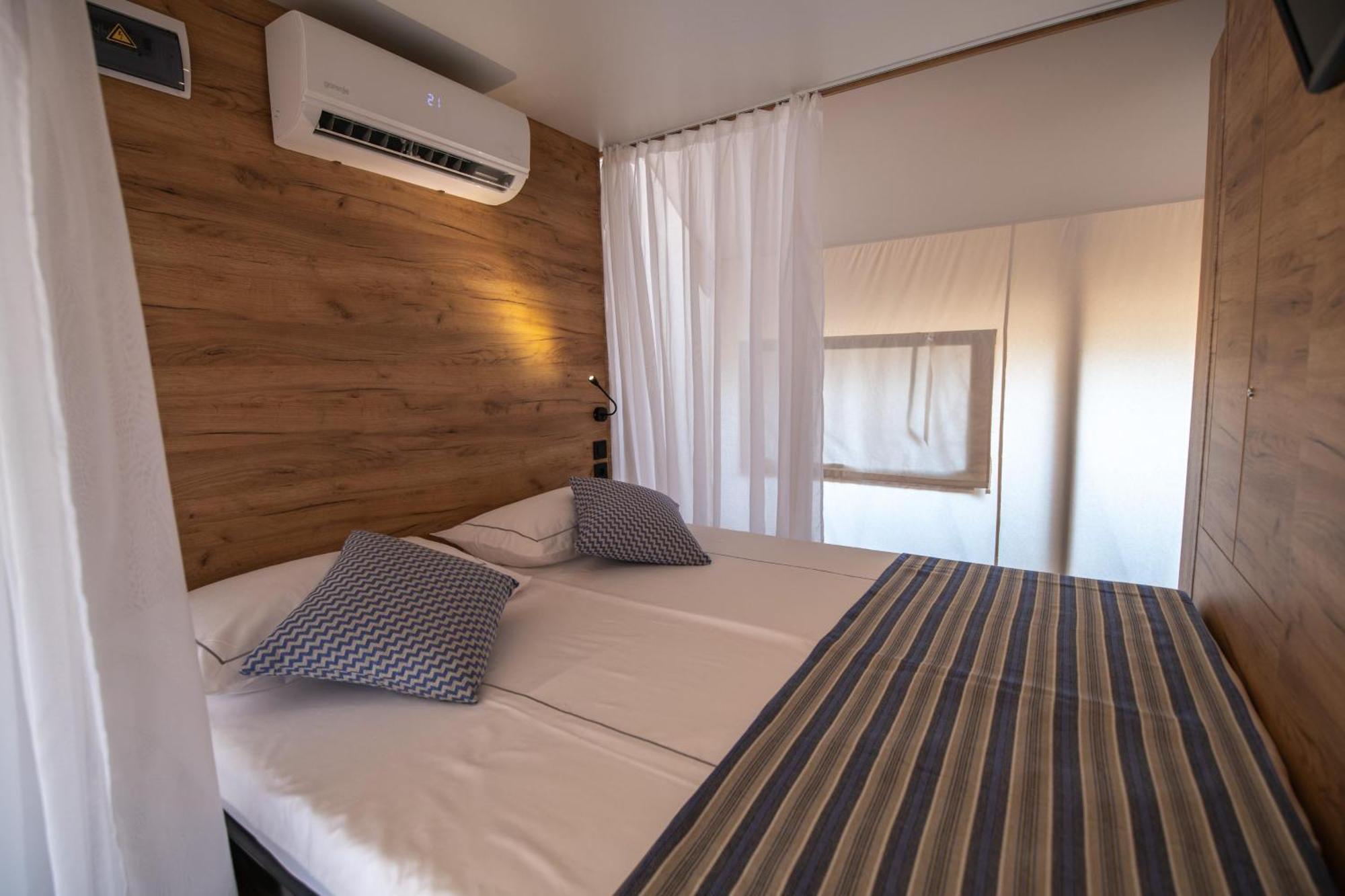 Arena One 99 Glamping Holiday park 4*