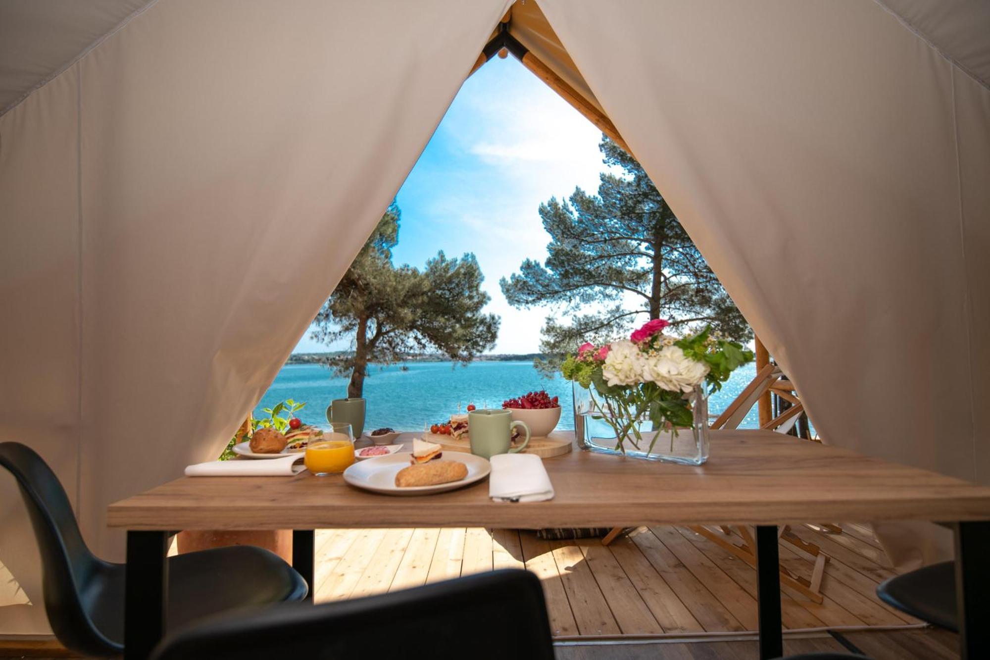 Arena One 99 Glamping Holiday park Pomer